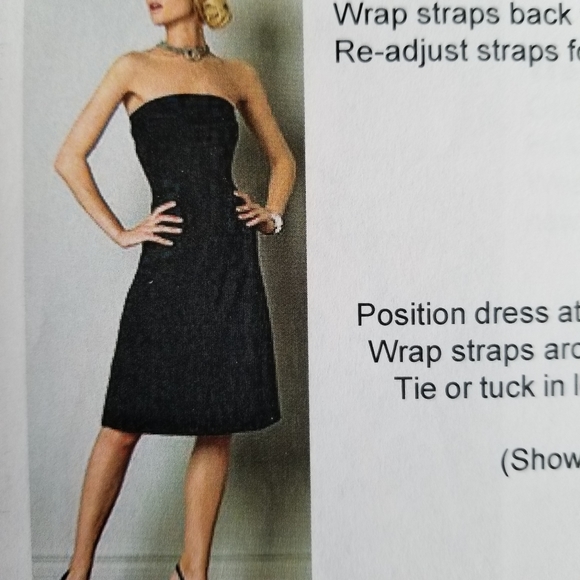 Weekenders Little Black Dress/ Beach cover Up - Picture 4 of 9